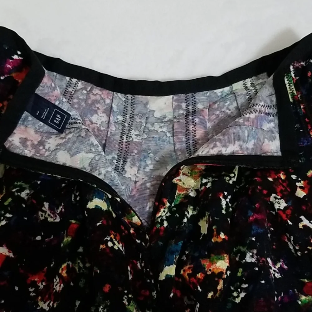 GAP Mini Skirt - Picture 4 of 7